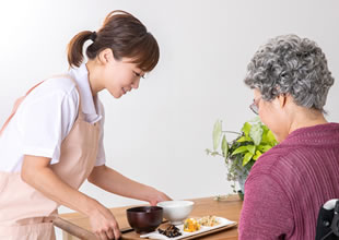 昼食